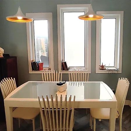 Appartement Seasons 1, Golem Kompleksi Dielli *